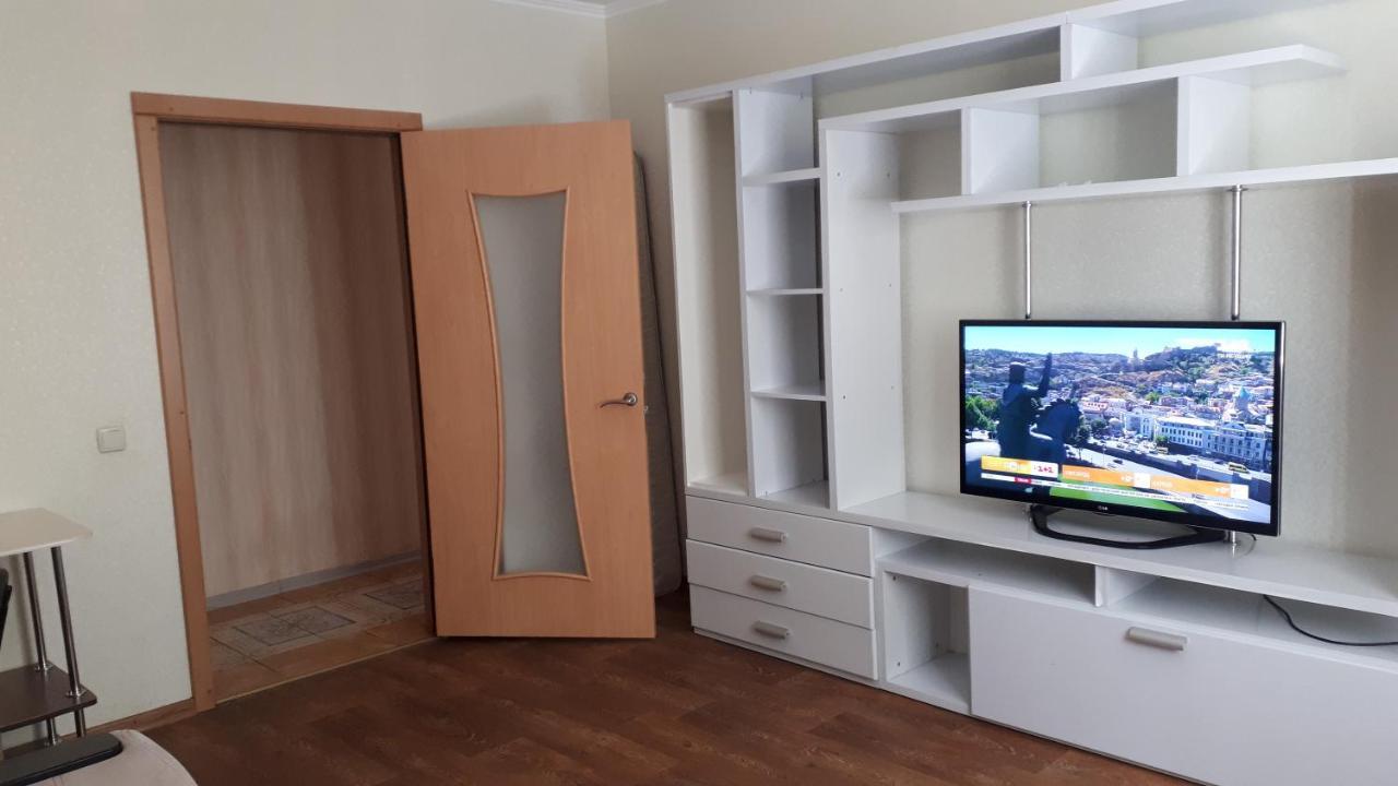 2 Комн. 5 Мест, 10 Мин. До Центра Apartment Kropyvnytskyi Exterior photo